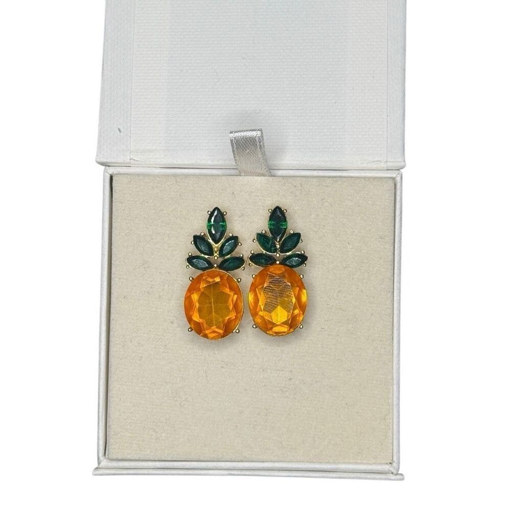 NWOT Talbots pineapple jeweled studs